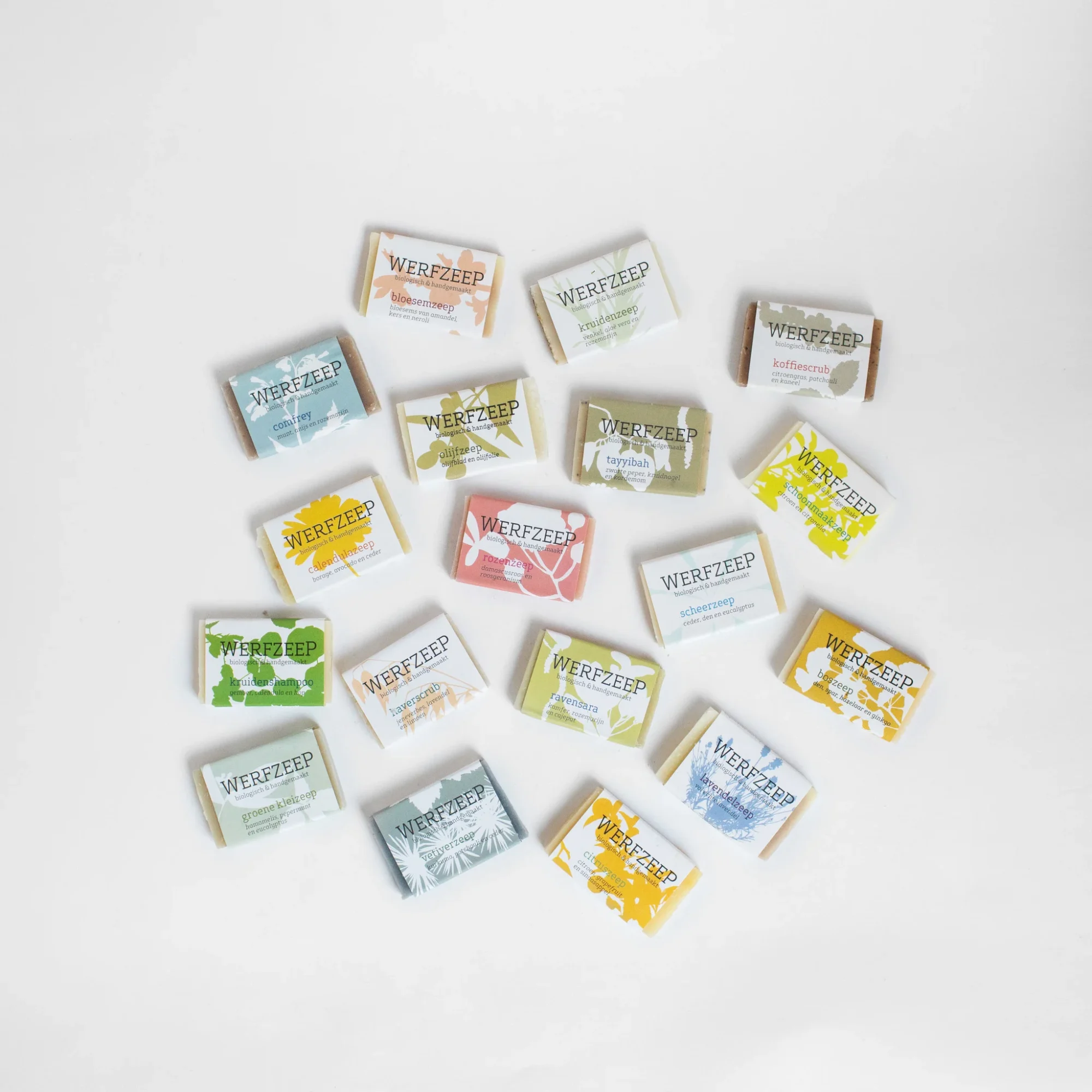 Cadeaudoos met 18 Minizeepjes 5 Werfzeep cadeaudoos met 18 minizeepjes