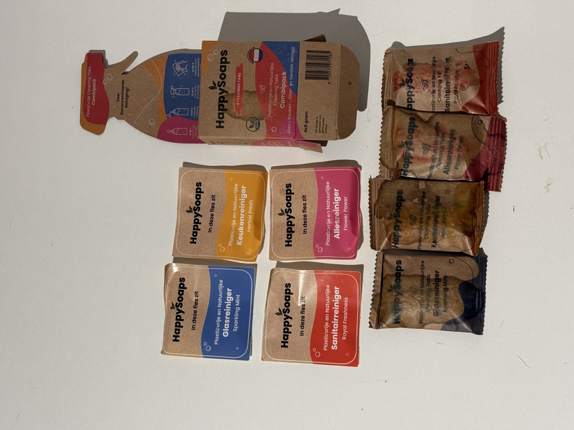 HappySoaps Cleaning tabs Combipack Alles-, Keuken-, Glas- en Sanitairreiniger (Tweedekansje) – hoofdafbeelding