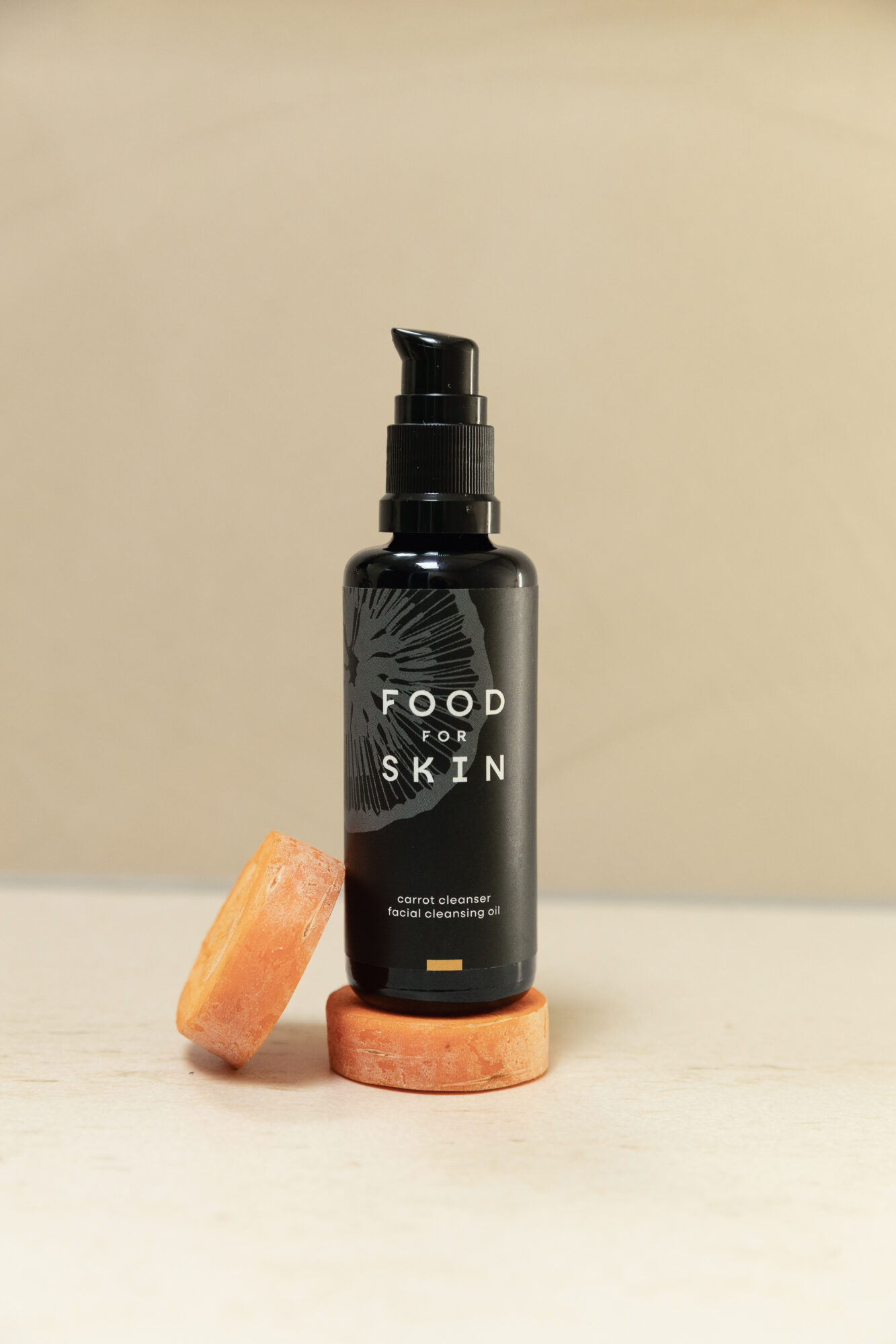 Carrot Cleanser - Repairing Oil Cleanser