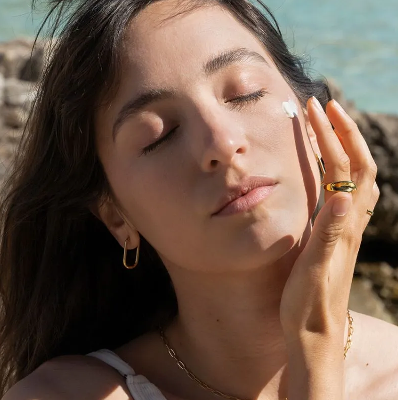 Sensitive Gezichtszonnecrème SPF 50+ - Afbeelding 3